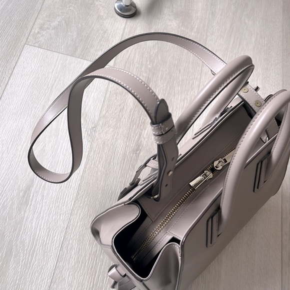 Marciano leather bag - Taupe color - Picture 4 of 7